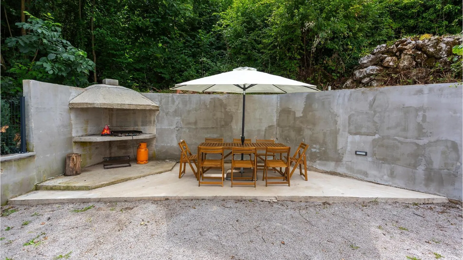 Amazing Home In Rukavac With Kitchen Holiday home